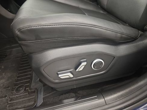 Used 2025 Hyundai Santa Fe SEL FWD image 34