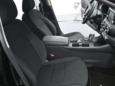 Used 2025 Nissan Sentra S FWD image 7