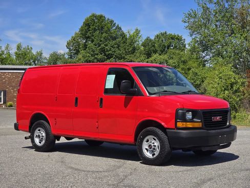 Used 2016 GMC Savana 3500 RWD image 3