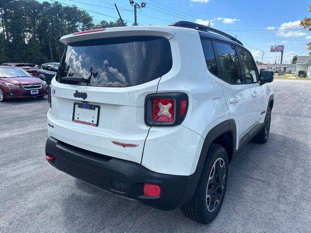 Used 2015 Jeep Renegade Trailhawk AWD/4WD image 7