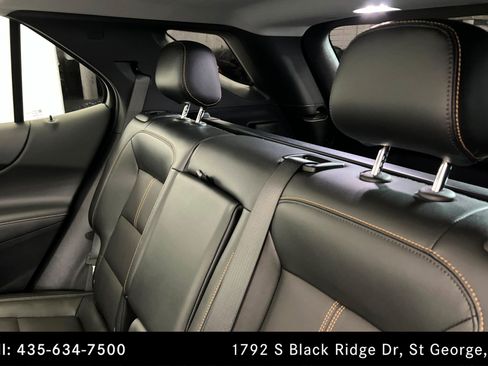 Used 2023 Chevrolet Equinox Premier FWD image 20