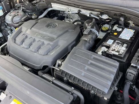 Used 2020 Volkswagen Tiguan SE R-Line FWD image 28