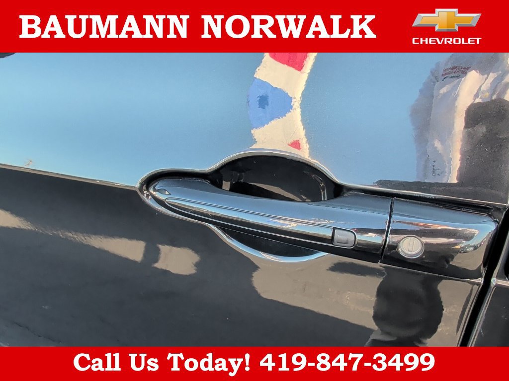 Used 2018 Chrysler Pacifica Touring-L w/ Advanced Safetytec Group FWD image 13