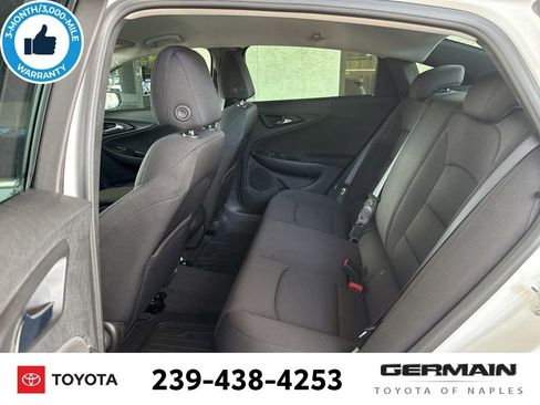 Used 2021 Chevrolet Malibu LS FWD image 17