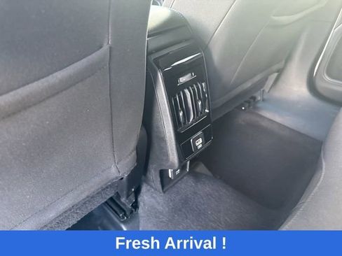 Used 2023 Jeep Compass Sport image 11