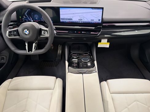 New 2026 BMW 530i w/ M Sport Package RWD image 15