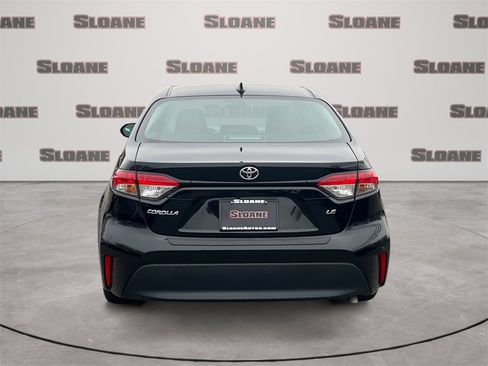 Used 2024 Toyota Corolla LE image 4