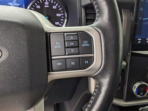 Certified 2024 Ford Expedition XLT image 35