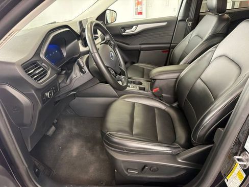 Certified 2024 Ford Escape Platinum AWD/4WD image 15