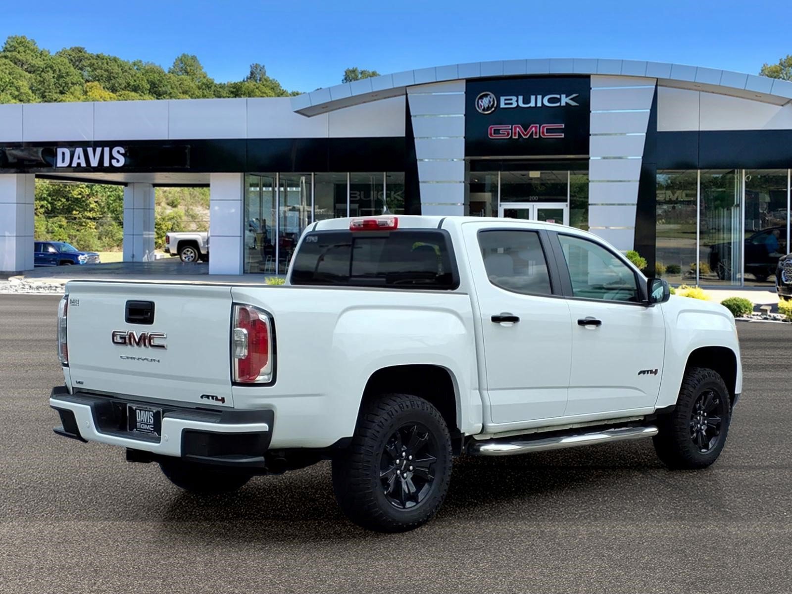 Used 2022 GMC Canyon AT4 AWD/4WD image 6