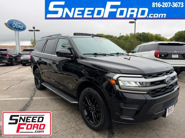 Used 2023 Ford Expedition XLT AWD/4WD image 1