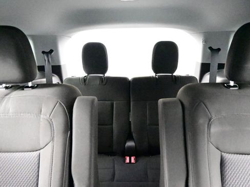 Used 2022 Ford Explorer XLT RWD image 25