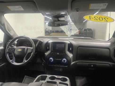 Used 2024 Chevrolet Silverado 2500 W/T image 22
