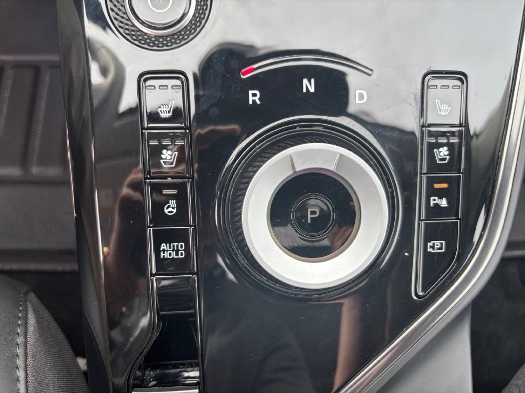 Used 2023 Kia Niro Wave w/ Wave Preserve Package FWD image 27