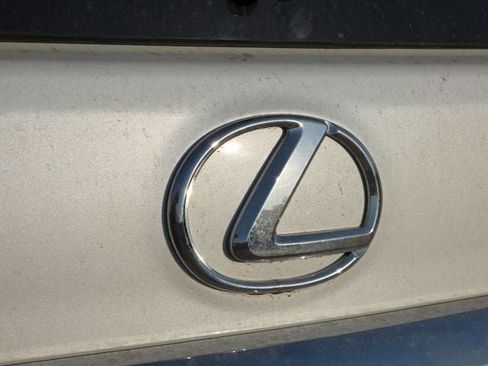 Used 2018 Lexus GX 460 Premium w/ Premium Package AWD/4WD image 12
