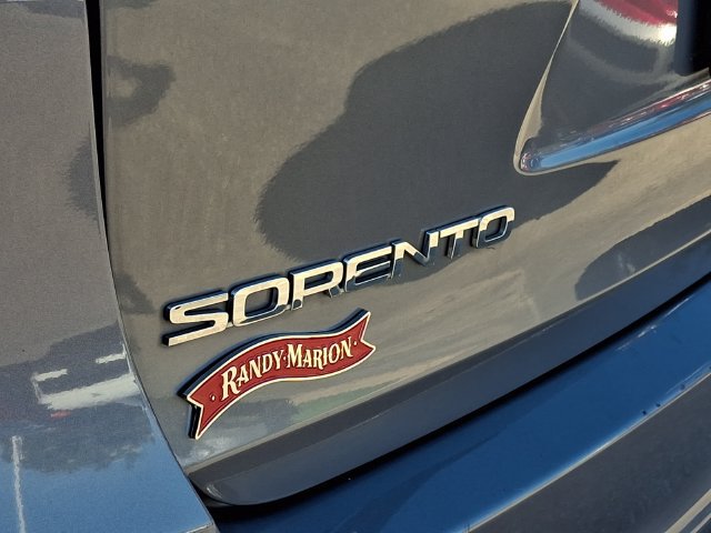Used 2020 Kia Sorento FWD V6 image 30
