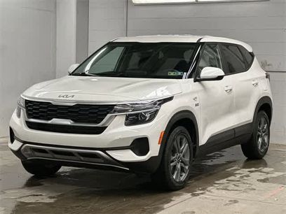 Used 2023 Kia Seltos LX