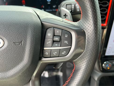 Used 2025 Ford Ranger Raptor AWD/4WD image 32