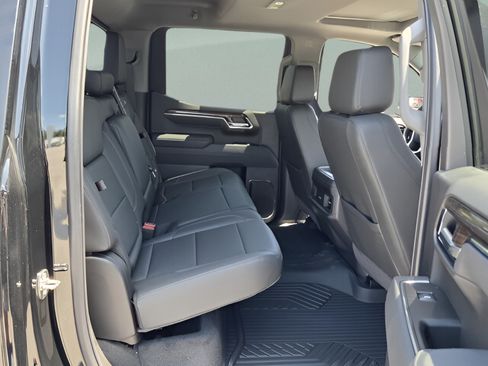 New 2026 Chevrolet Silverado 1500 LT Trail Boss w/ Convenience Package II AWD/4WD image 14