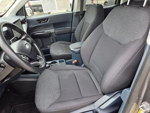 Used 2025 Ford Maverick XL FWD image 4