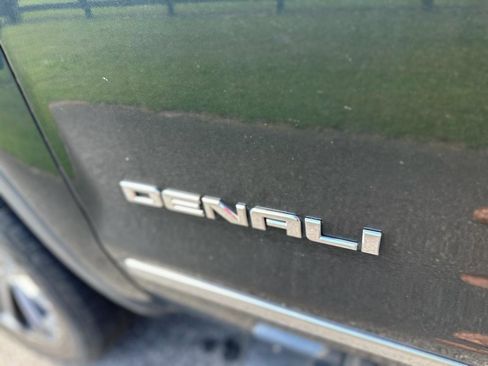 Used 2017 GMC Sierra 1500 Denali AWD/4WD image 19