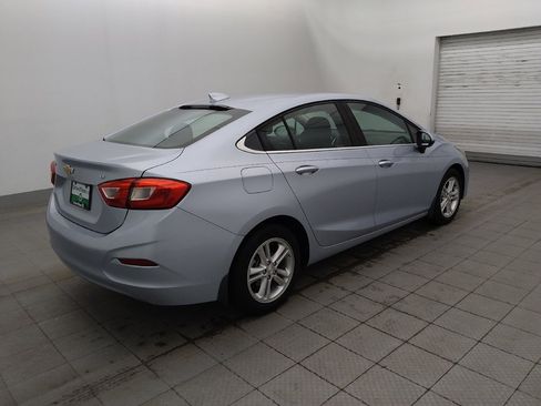 Used 2018 Chevrolet Cruze LT w/ Convenience Package FWD image 10