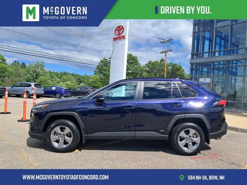 Used 2023 Toyota RAV4 XLE w/ Convenience Package AWD/4WD image 2
