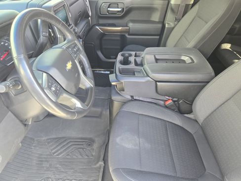 Used 2021 Chevrolet Silverado 1500 LT image 15