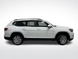 Used 2021 Volkswagen Atlas SE image 2