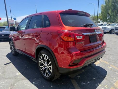 Used 2018 Mitsubishi Outlander Sport ES FWD image 5