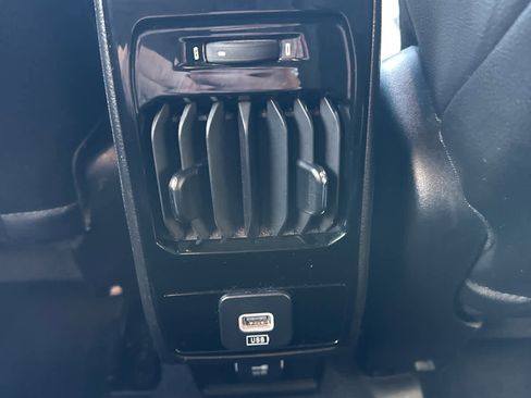 Used 2023 Jeep Compass Trailhawk image 29