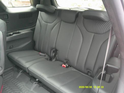 Used 2025 Hyundai Palisade Calligraphy AWD/4WD image 14