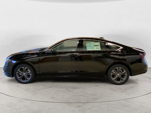 New 2025 Honda Accord EX-L image 2