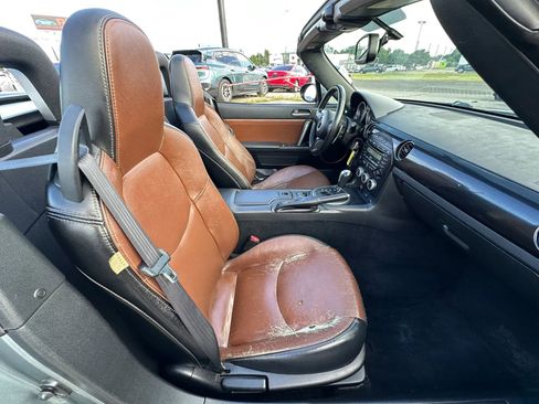 Used 2013 MAZDA MX-5 Miata Grand Touring RWD image 22