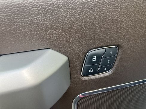 Used 2018 Ford F150 King Ranch w/ Equipment Group 601A Luxury AWD/4WD image 16