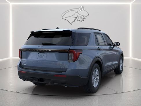 New 2026 Ford Explorer Active image 6
