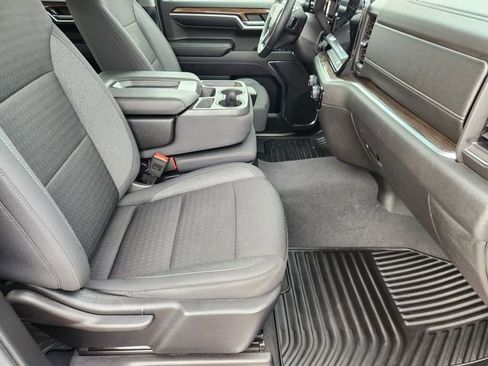 Used 2023 Chevrolet Silverado 1500 LT AWD/4WD image 14