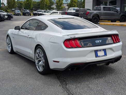 Used 2020 Ford Mustang GT Premium RWD image 13