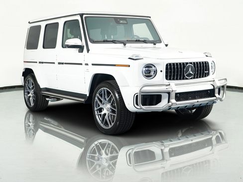 Used 2025 Mercedes-Benz G 63 AMG 4MATIC image 5