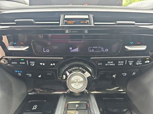 Certified 2023 Acura MDX SH-AWD w/ Advance Package image 21