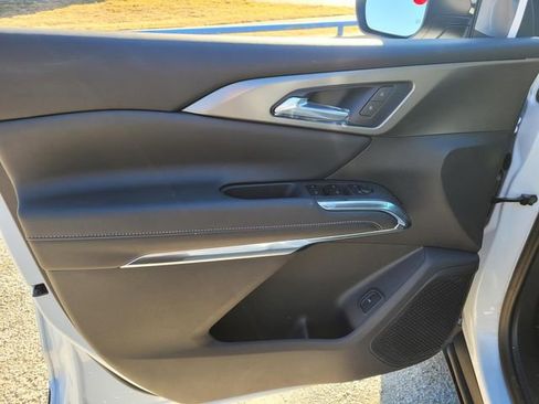 New 2026 Chevrolet Traverse LT w/ Midnight/Sport Edition image 13