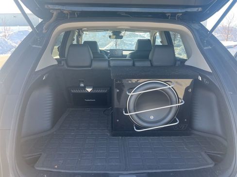 Used 2024 Honda HR-V EX-L image 9