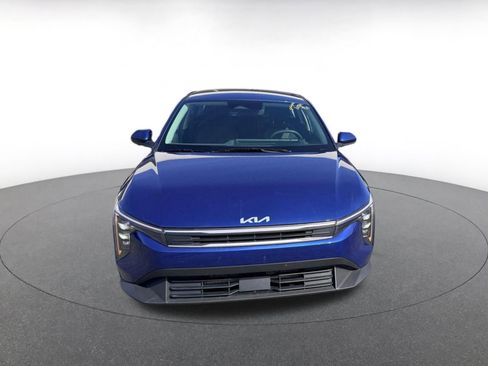 Used 2025 Kia K4 LXS image 2