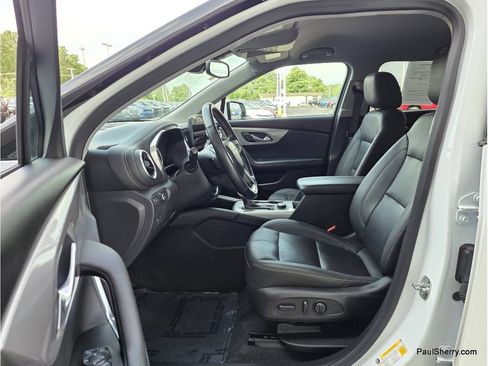 Used 2024 Chevrolet Blazer LT AWD/4WD image 19