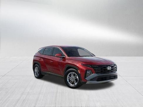 New 2026 Hyundai Tucson SE image 2