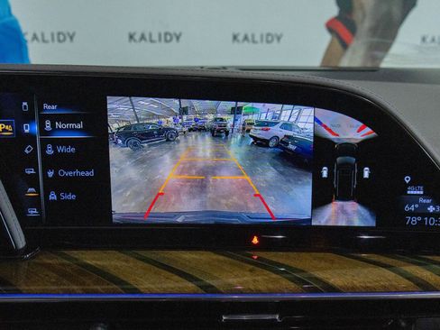 Used 2022 Cadillac Escalade Sport Platinum AWD/4WD image 7