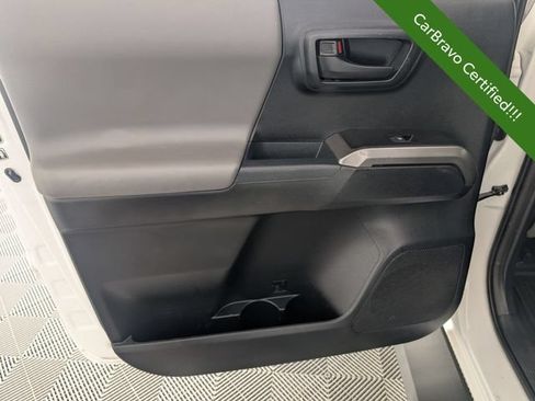 Used 2017 Toyota Tacoma SR5 w/ Tow Package AWD/4WD image 24