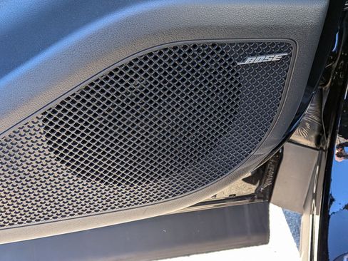 New 2025 Hyundai Tucson Limited image 17