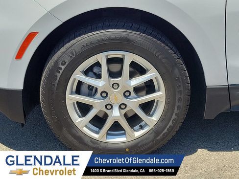 Certified 2024 Chevrolet Equinox LT FWD image 18