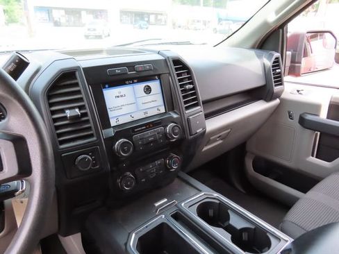 Used 2018 Ford F150 XL w/ Equipment Group 101A Mid AWD/4WD image 19